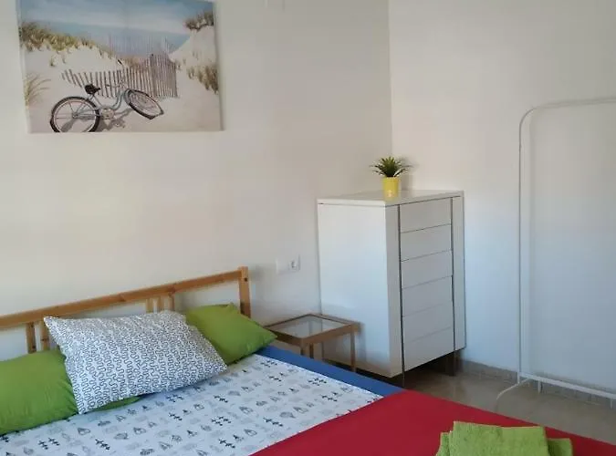 Verge De Montserrat Apartament *